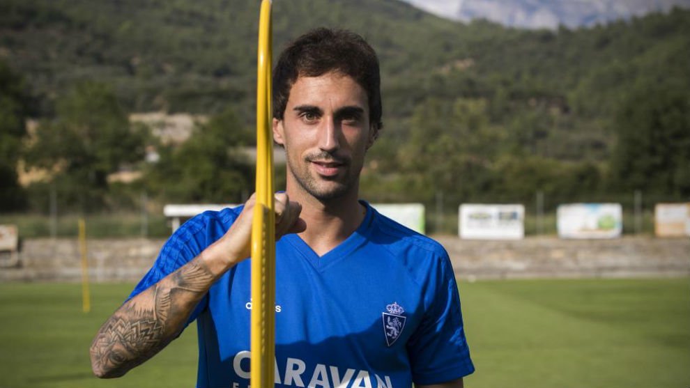 Real__Zaragoza's tweet photo. El Athletic Bilbao mejora la oferta al Real Zaragoza para cerrar a Eguaras https://t.co/Poo2RGeFKW https://t.co/PfMAmo7BbE
