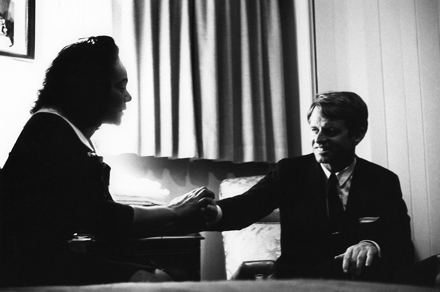 RFK50th's tweet photo. RFK &amp; Ethel are comforting Coretta Scott King, who asks RFK to persuade Jackie Kennedy to attend the funeral tomorrow. RFK later calls her and convinces her to come. #TDIH #RFK50 #MLK50 https://t.co/RImpE5IRoG