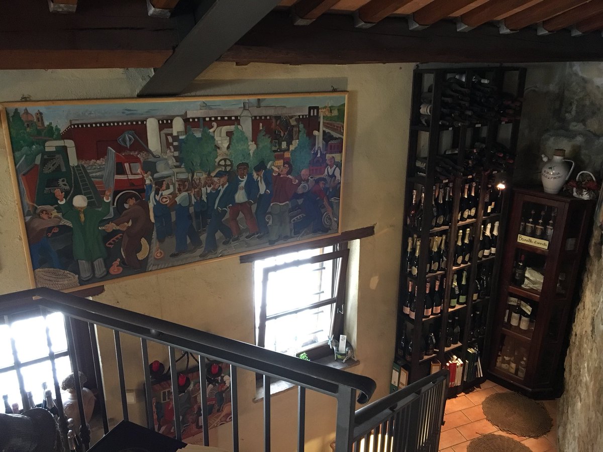 Un angolino speciale di Perugia medioevale in cima a porta Sant’Angelo per degustare vino e prodotti tipici della regione Umbria e Toscana