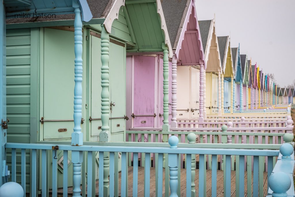 Feeling relaxed after our trip to #MerseaIsland today ! These beautiful #beachhuts are on #westmerseabeach in #Essex #visitessex #essexlife #travel #roadtrip worth a visit :)