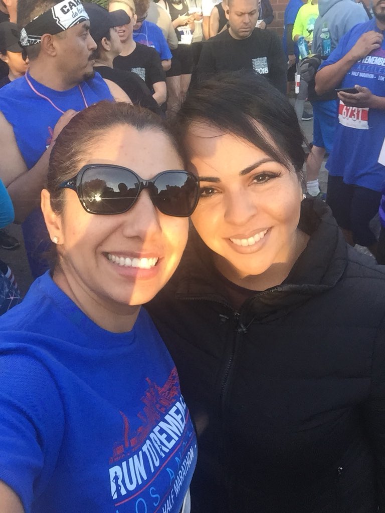 lasdcrodriguez's tweet photo. Ran the #Runtorember with my husband @LAPDHQ Sgt Tim Scott 4 all the fallen officers who Have selflessly died@in the line of duty .Great run for a great cause. #thinblueline #BlueLivesMatter https://t.co/dj7TItG0SZ