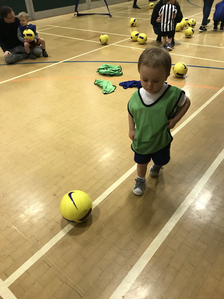 lrlouiser's tweet photo. Fab first morning at @footballsquirts for the little man! https://t.co/LurEedsPGL