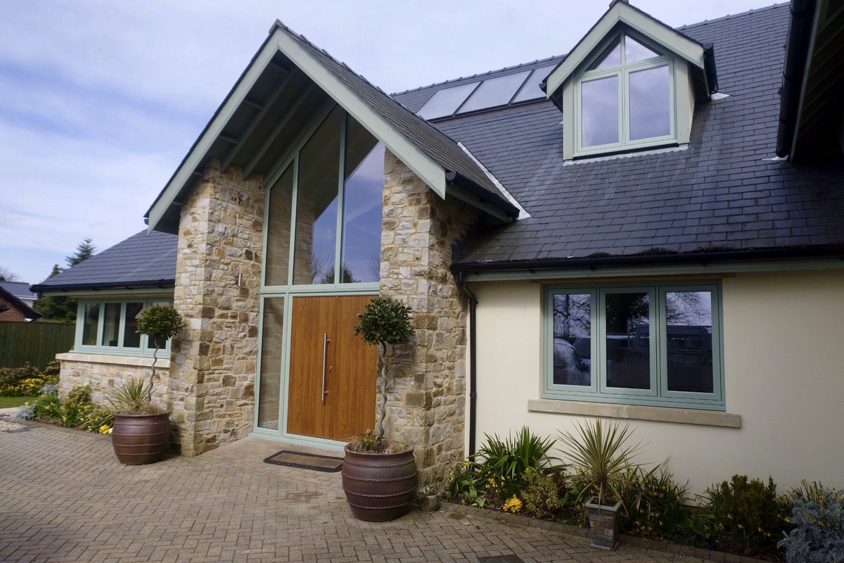 Stevly Windows tweet media