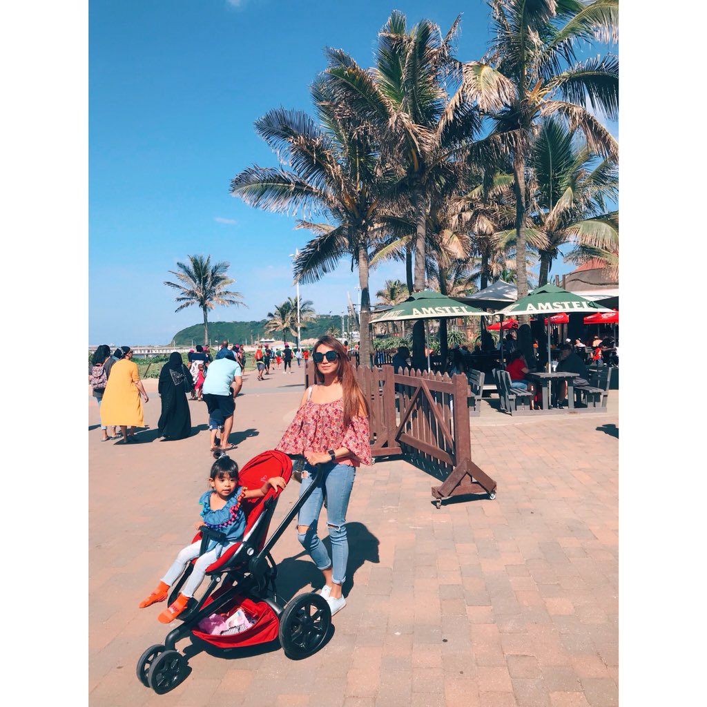 FesyaLee's tweet photo. Ushaka marine world https://t.co/n0DjCNtFzA