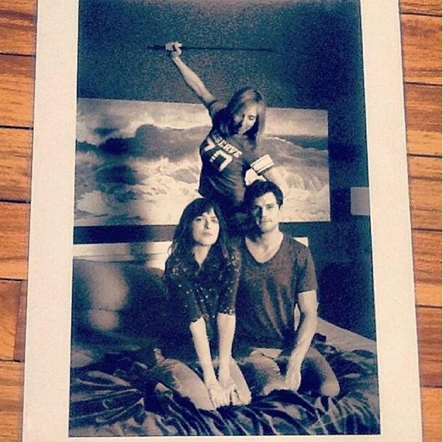 johnsonsholic's tweet photo. #bts #fiftyshadesofgrey #fsog
(Dakota & Jamie - 2014) 📷
#DakotaJohnson #JamieDornan #SamTaylorJohnson 💙💙💙
....................................
#FiftyShadesDarker
#fsd #FiftyShadesFreed
#fsf #ChristianGrey #AnastasiaSteele #AnastasiaGrey #mrgrey #misssteele #mrsgrey https://t.co/zxkgZ8xklV