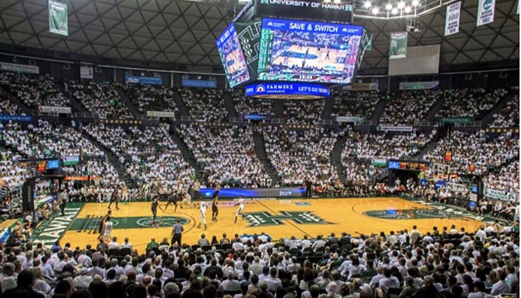 ReierSavannah's tweet photo. Next chapter... 🏀🌈 @WahineBBall #goingthedistance #gobows #ohana https://t.co/XVuTDGkIDW