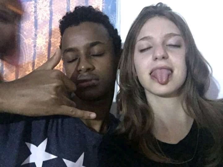 sac_cicloalpha's tweet photo. Taylor Swift fez as pazes com o Kanye West durante a festa de 18 anos da Rosana Maielo Jorge Terceira. Confira: https://t.co/O4PXUyT3Yp