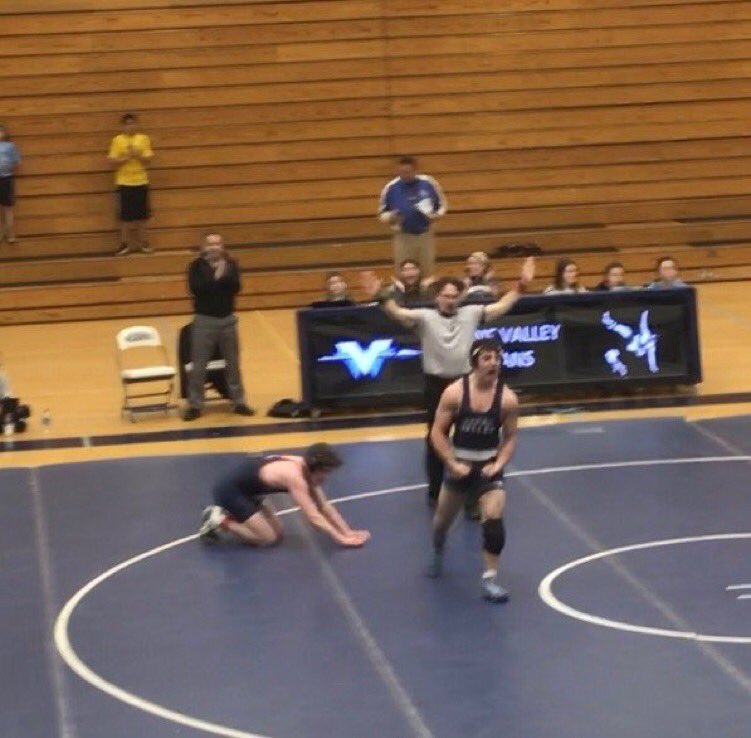 That feeling you get when you wake up and it’s Wrestlemania Sunday🤼‍♂️⚜️