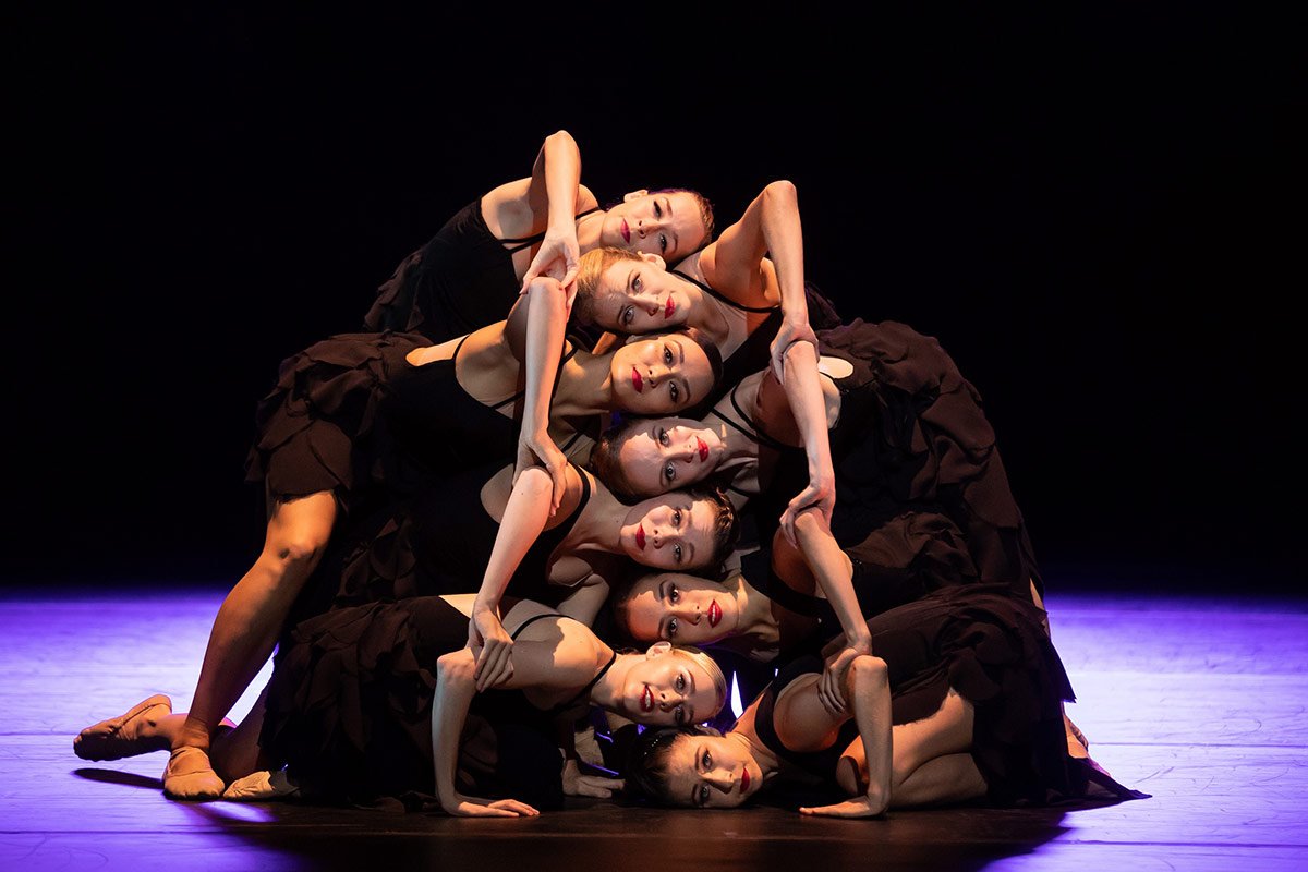 DanceTabs's tweet photo. ICYMI... REVIEW: @TheAusBallet's Murphy tribute bill - @graememurphy #TABMurphy @SydOperaHouse. @valerielawson21, "Throughout, the Australian Ballet dancers were exceptional ...and kept their energy on full throttle...", ★★★✰✰: https://t.co/X9XCAdbjwN
Pic © DBoud https://t.co/okcvBjMmFf