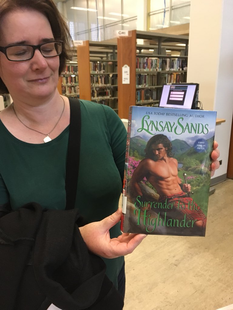 philjnicholson's tweet photo. Recommend reading in New Orleans public library #surrendertothehighlander https://t.co/xIcv5496L0