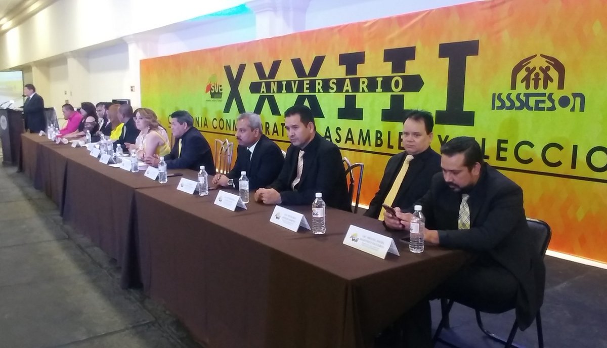 sueisssteson's tweet photo. Por iniciar la Asamblea General Ordinaria del @sueisssteson, donde la Secretaria General Xóchitl Preciado Ramirez @xopre rendirá su Informe de Actividades https://t.co/eYjL6KiLdn