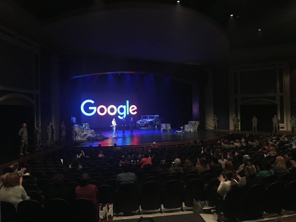 dianna_dk's tweet photo. Amazing closing presentation at the #IndianaSummit with #EdTechTeam and a special thanks to @INNationalGuard for being here this weekend! πΊπΈβ€οΈ https://t.co/4k8UznG6Dp