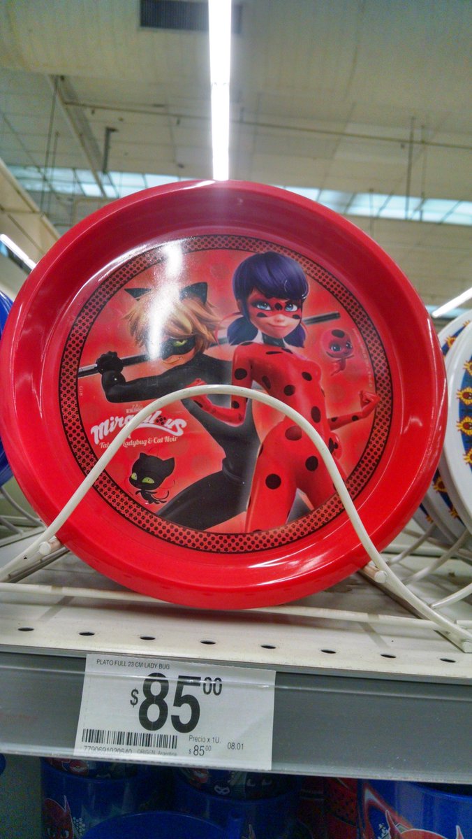 naomilamaga's tweet photo. Miren lo que encontré en en Carrefour
#ladybug @FanDom_Oficial https://t.co/Xk19EQCNze