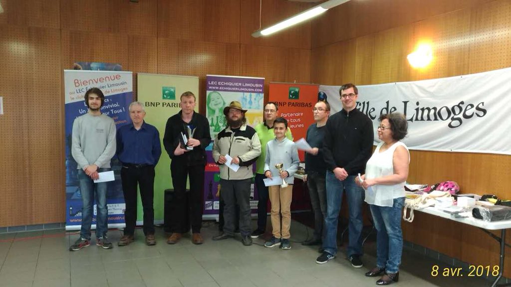 ClementThiam's tweet photo. Plus de 100 participants pour ce 4ème festival international #bnpparibas d’échecs de #Limoges. Merci à l’ensemble des joueurs et aux membres de l’association du LEC Echiquier Limousin pour cette belle édition. https://t.co/qLzogLKNsZ
