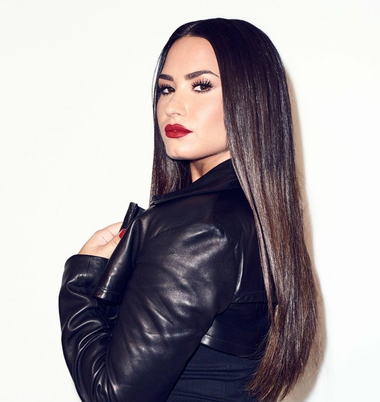 dlcharts's tweet photo. O canal "DemiLovatoVEVO" foi unificado com o "Demi Lovato" no YouTube. Agora, Demi possui um total de 13,6 milhões de inscritos. ✨ https://t.co/yB7UUKqZtr