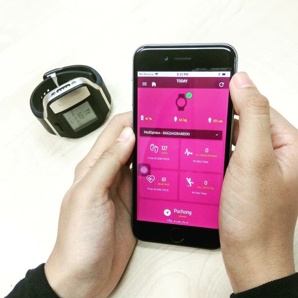 favoriot's tweet photo. We need your Tweet - Vote and support your @favoriot for @SWC2018 #StartupWorldCup #FAVORIOT https://t.co/LV5pVwB90n
