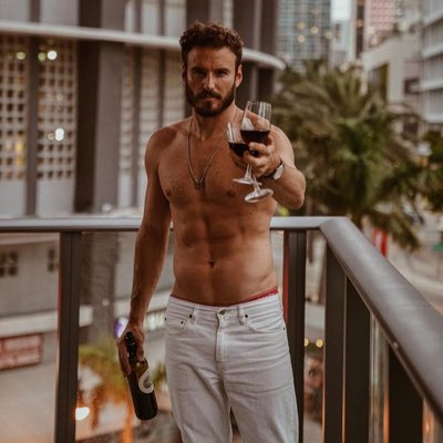 jayrpdm_'s tweet photo. They say red wine is beneficial to your health.. https://t.co/8qj3MfYCK9