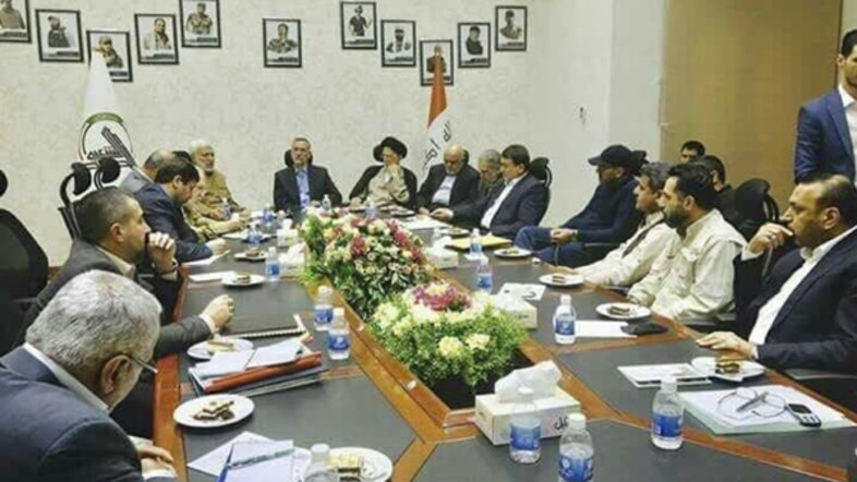 AlArabiya_Eng's tweet photo. Why did #Iran’s #BasijForce commander hold a high-level meeting in #Iraq? https://t.co/pXirsWJabo https://t.co/6RPUAPb4p1