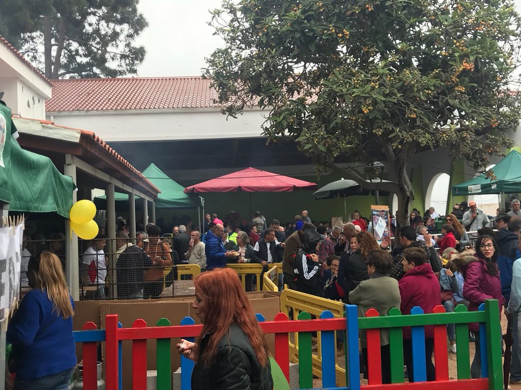 AsbaValsequillo's tweet photo. Desde aquí queremos agradecer a los cerca de 800 vecinos que han compartido hoy con @AsbaValsequillo el IX Día del Vecino. Un día fantástico de encuentro sano y haciendo pueblo. #Valsequillo sigue siendo una gran familia!! @NC_CabildoGC @NCTelde @AlternativaxSM https://t.co/6VFyyEtPKL