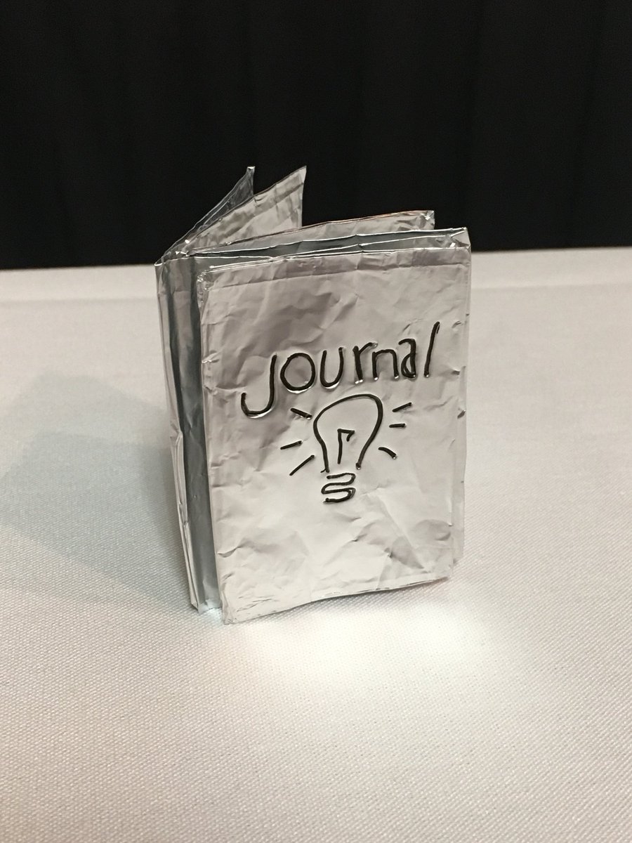 Tin foil art with @mrdearybury at <a href="/USPlayCoalition/">US Play Coalition</a> #playconf18