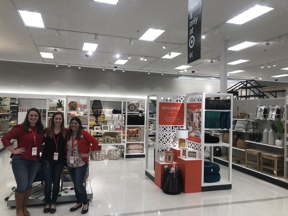 Beth Gates tweet media