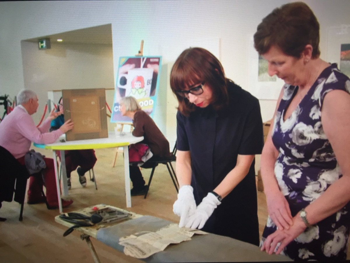 electricIEhomes's tweet photo. Catching up on @NatTreasuresIRL now, really impressed with the material history of Ireland, especially the section on rural electrification, with Bernard's electric clock from the Bansha switch-on, and Siobhan's mother's electric ironing board #ruralelectrification @ESBArchives https://t.co/zsgRLxUfgb