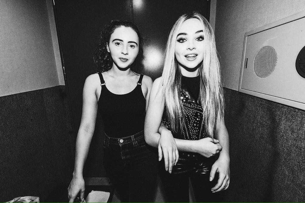 carpenterlynn_'s tweet photo. sisters by chance 💞
friends by choice 👯 https://t.co/dpRk92szO0