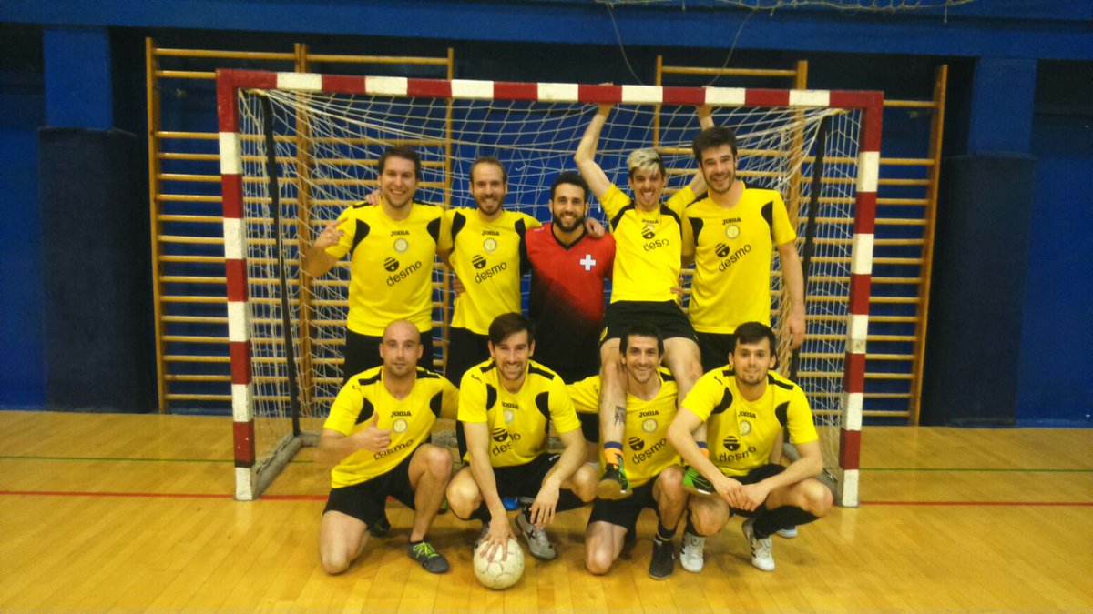 GalacticTeamCF's tweet photo. ¡¡¡Tercera final consecutiva!!! 💪 GALACTIC TEAM 3-1 ALCANTARAS #TetuánEsAmarillo #VamosGT💛 https://t.co/4wO0jImD5N