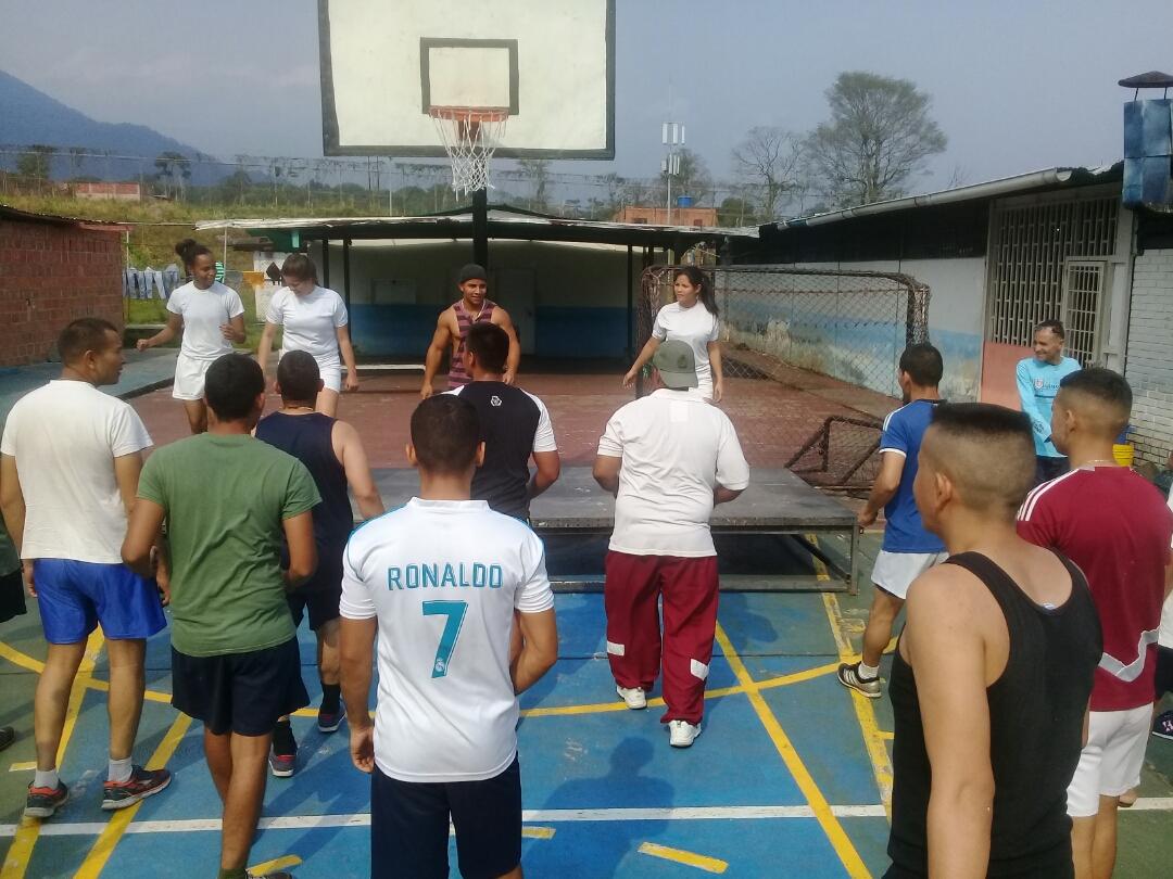 Serv. Penit. Militar tweet media