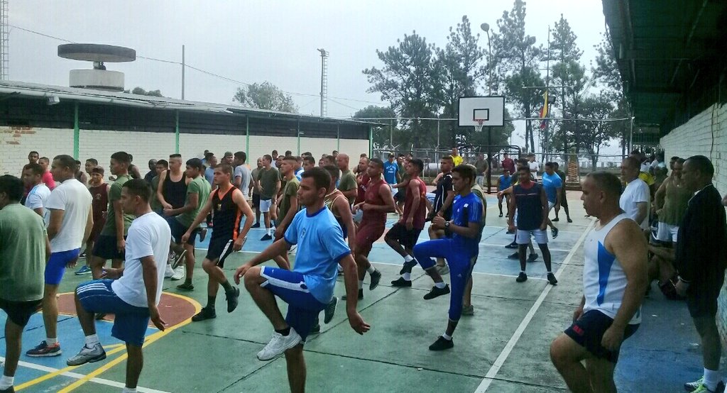 Serv. Penit. Militar tweet media