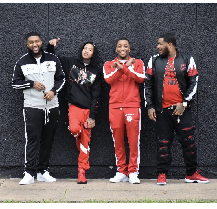 LockUpCEO's tweet photo. #LockUpENT 🙅🏽‍♂️🔒⬆️🙅🏽‍♂️ https://t.co/7YeQ8kCYJF
