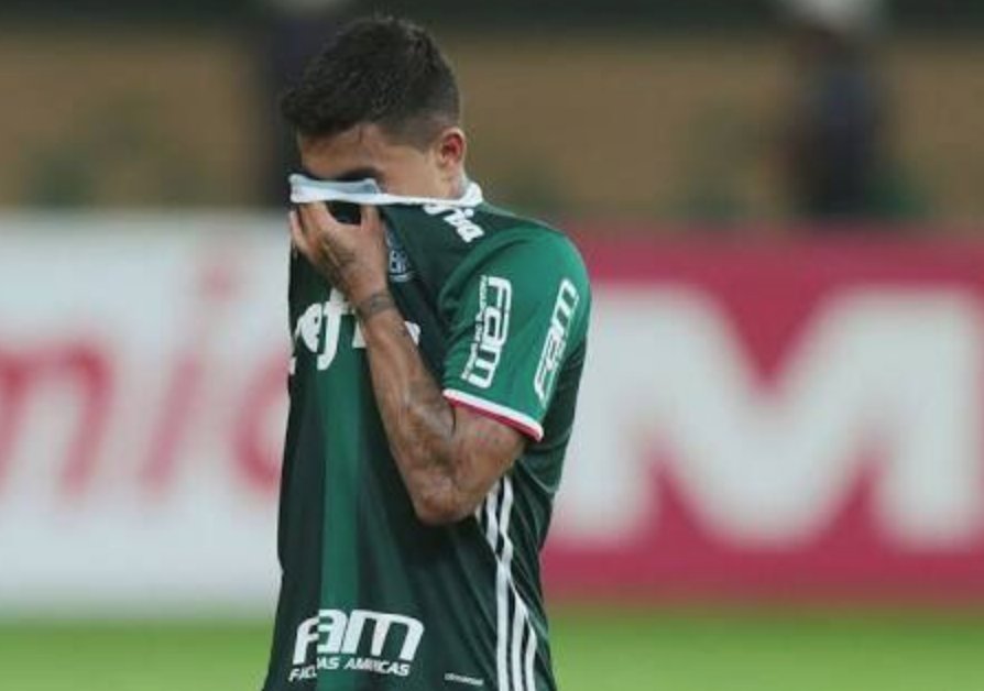 #RivalLibertadores
 
AHORA |

#Corinthians venció 4-3 a #Palmeiras en los penales (Ganó la vuelta 1-0 luego de perder la ida por idéntico marcador) y es campeón del Torneo Paulista. El Timao   #Libertadores2018.