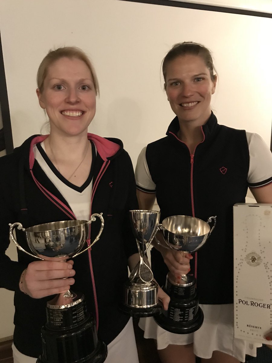 RealClaireFahey's tweet photo. A pleasure 2be out there competing & 2have @sarahvigrass by my side 2do all the work!British Open Singles title no.8,Open Singles title no.28 &baby no.2 enjoyed every second of it! #NeverStopPlayingBrave #OpenChamps #Sisters @PlayBrave @Pol_Roger @GraysRealTennis @irtpa_official https://t.co/DFbFPc6WrX