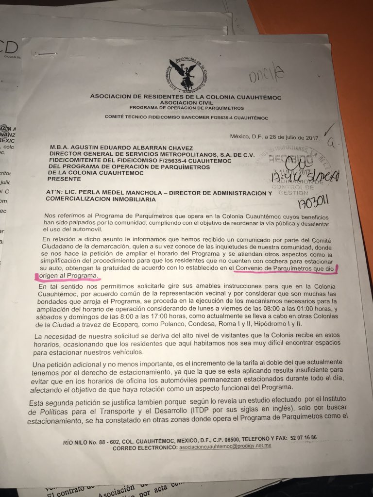 lacuauhtemoc's tweet photo. @pasotti @ClaudiavSilva @TJA_CDMX @rogeliopinto Van las pruebas de lo “”bien”” que trabaja la AC de Residentes Cuauhtémoc que tanto defiendes. Tu amigo @rogeliopinto junto con Ramón Ibarra fueron los que junto con #OPEVSA pidieron ampliación de horario sin consultar a NADIE, sin tomar en cuenta al VECINO de a pie. https://t.co/QbmqaeXynM
