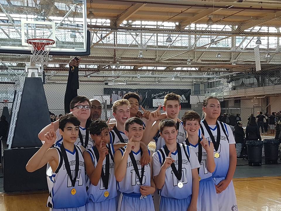 HaldHuskies's tweet photo. Congrats to our rep boys who won GOLD at the Hoop Dome Tournament this weekend! #ontariobasketball #hoopdome https://t.co/6duSwJM0vP