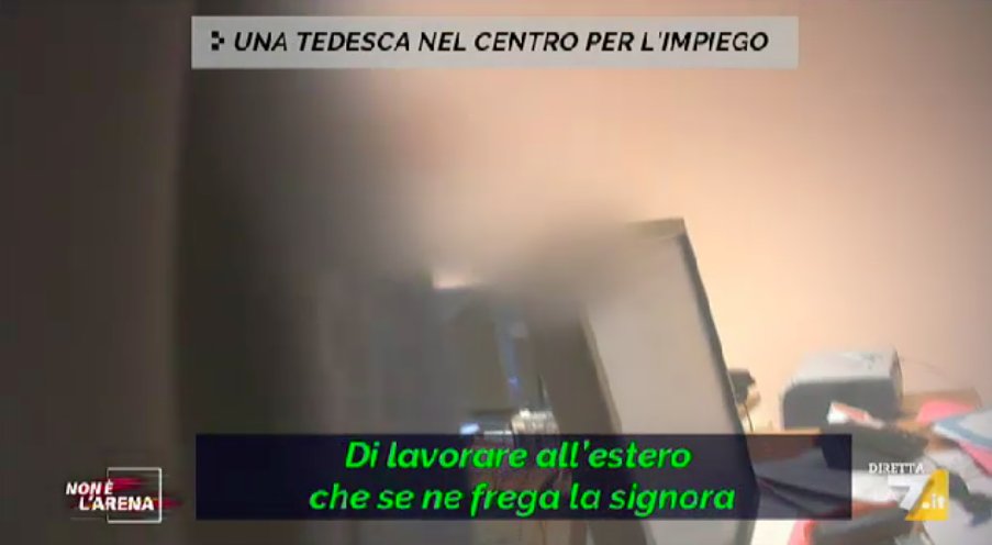 nonelarena's tweet photo. Una tedesca in diversi centri per l'impiego in cerca di un'occupazione. Le telecamere di #nonelarena documentano l'incredulità di impiegati e le difficoltà per uno straniero di integrarsi in Italia. https://t.co/L4seNGg8cM