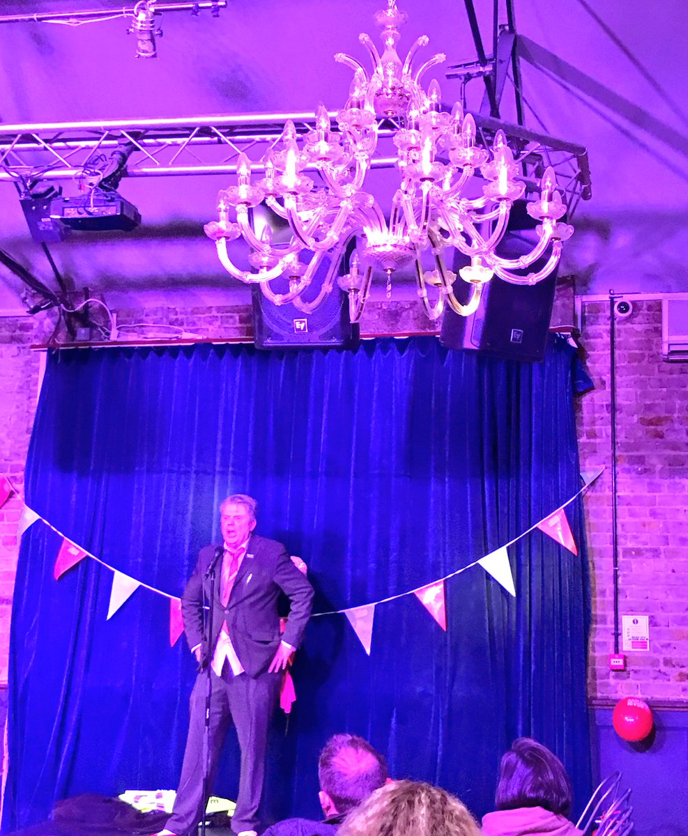 LornaTweet's tweet photo. Amazing night at the @Headsupcom #event @GeorgeIVW4 with @chriswiggo @BenjaminJamesUK @jaydeadams @themarklittle & other #amazingacts @DanAntopolski @JBImpressions @josephwilson86 @TheBenReview for the @BrainTumourOrg #charity #comedy #chiswick @chiswickbuzz @ChiswickW4 https://t.co/yKRKZDkAeX