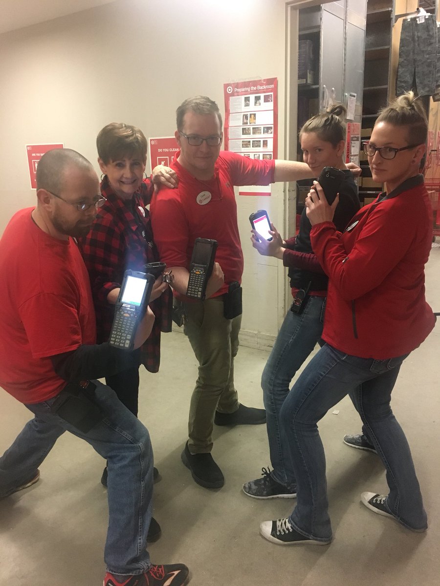 ElyseMeinert's tweet photo. T809 crushing the all store scan! #funstore #G196sundaySCANday @nagel_bryan @adriennelebo @ContrucciJoe https://t.co/dasHG3659x