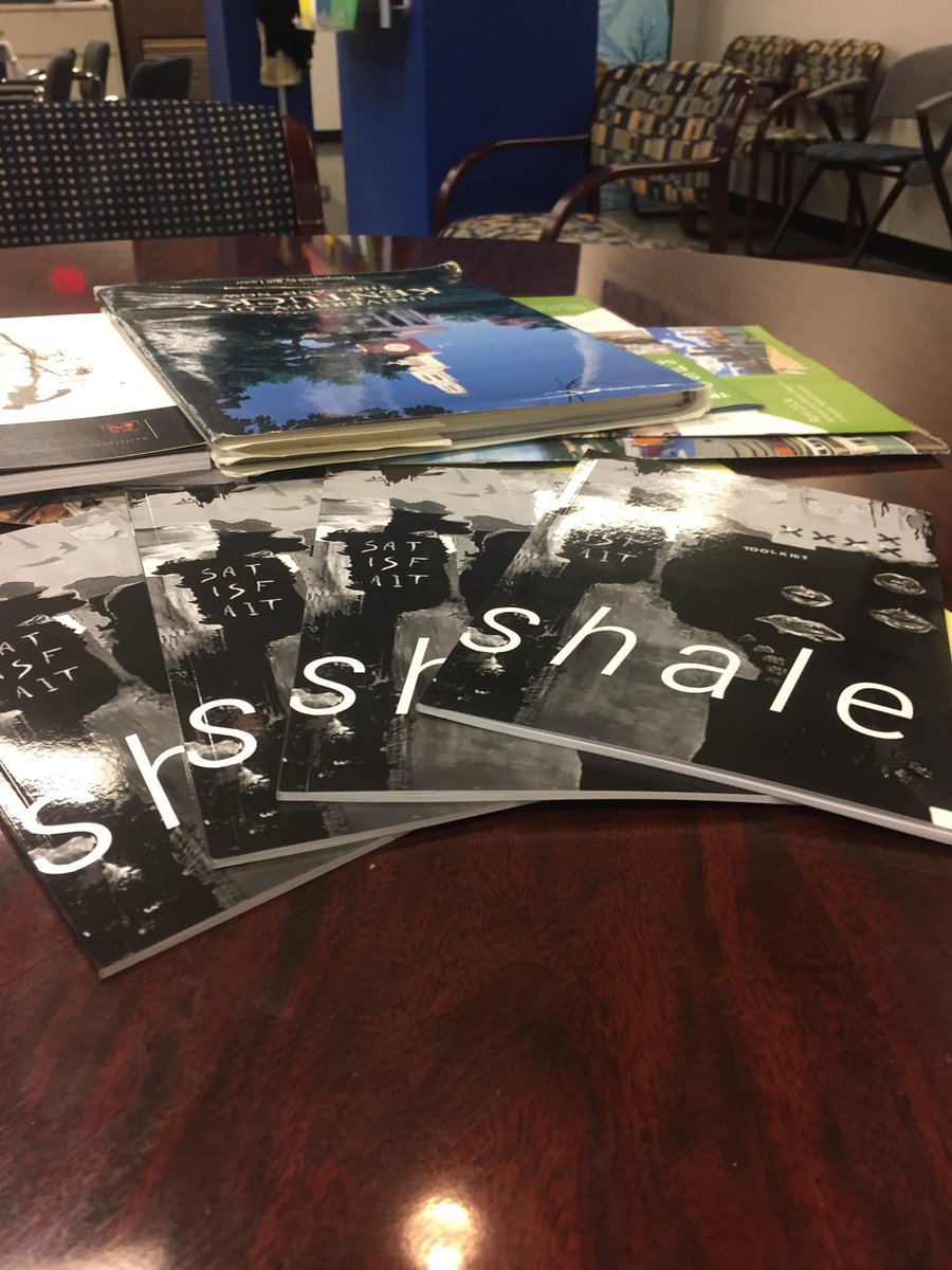 ShaleJournal's tweet image. Come by POT or the A&amp;amp;S Advising Lobby and pick up your copy of Shale Fall 2017!