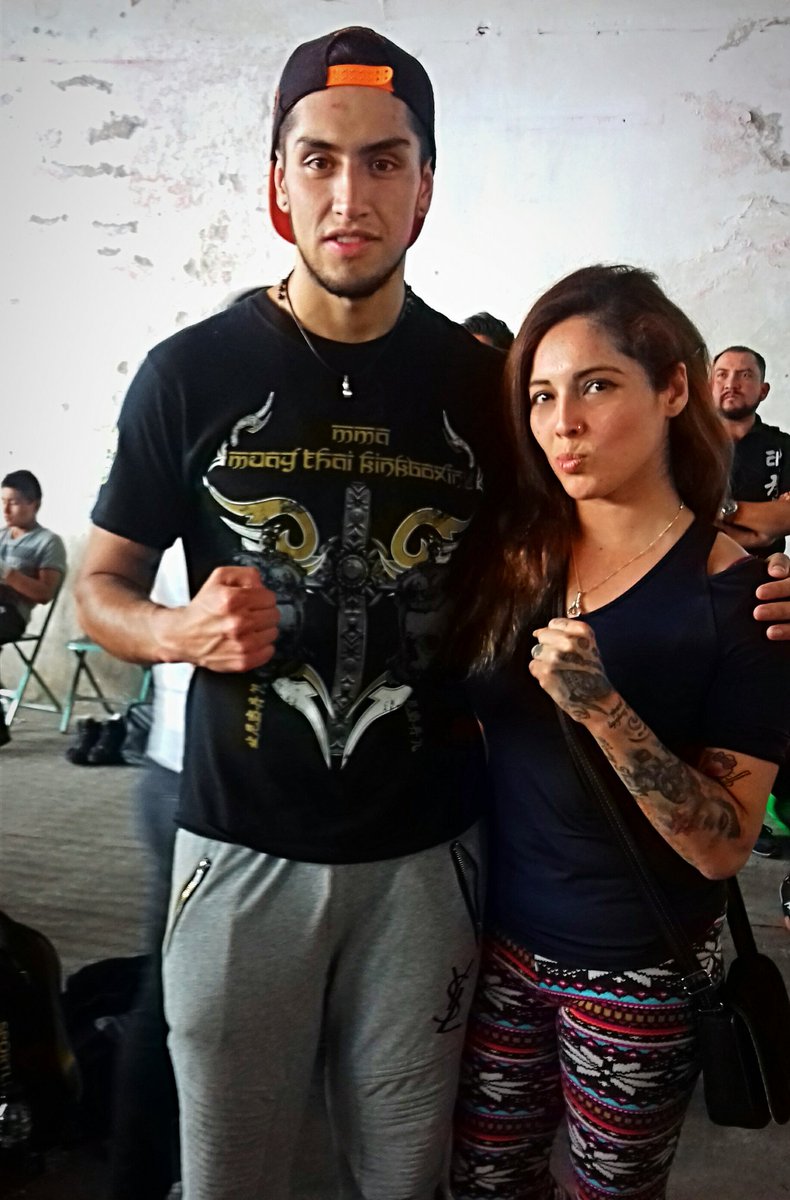 AnaGeoMFloW's tweet photo. #MuayThai #MuayThaiMexico #MuayThaiVeracruz #Veracruz #MuayThaiGirls #AnaGeo #AnaGeoMendoza #AnaGeoMuayThai #AnaMendoza #AnaGeorginaMendozaFlores https://t.co/YGQKrsU3ZC