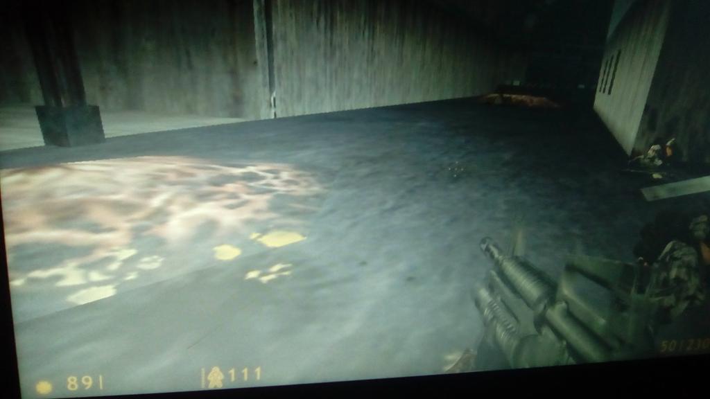 kawan1709's tweet photo. #Zero1 Thiago estava jogando Half-Life e olha esse bug que aconteceu com a armadura foi até 111% de resistência#Qizu https://t.co/7y1htt2psy
