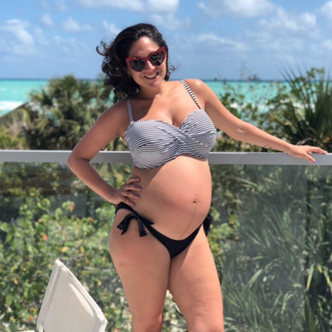 barenecessities's tweet photo. Spotted one of our #BareBabes 👩‍❤️‍👩 @1hotels in #SouthBeach! ☀️🌊Carly P. is suited up &amp; looking FABulous on vacay in one of our favorite @LovePanache  bikinis👙🖤 #CustomerSpotted #TeamTravelers
🛍️ the look: https://t.co/nPIZoarJko https://t.co/YF3Ysxd7a7