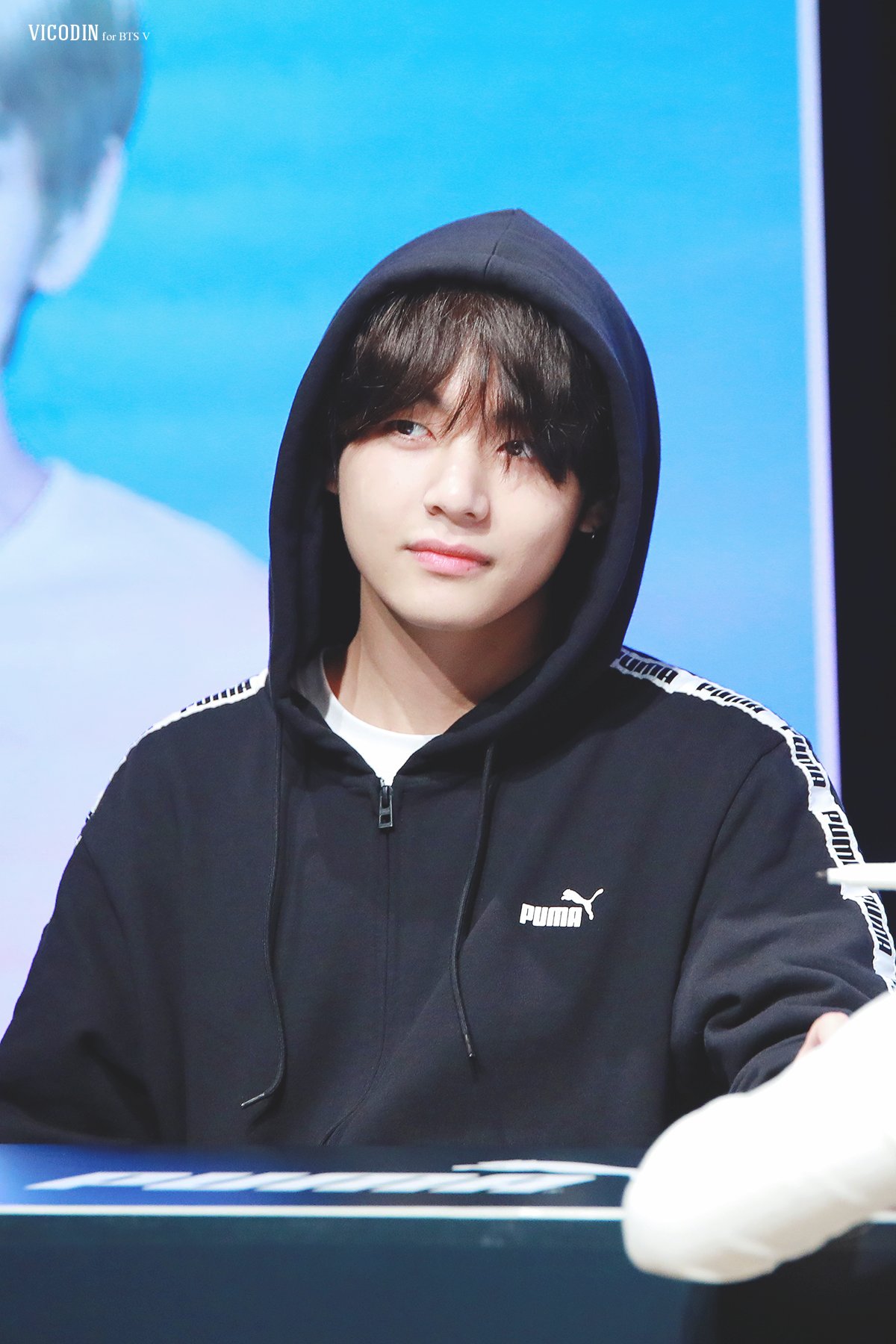 SUPPORT VANTE CLOSED on X 080418 PUMA Fansign V vicodin1230 PremiosMTVMiaw MTVBRKPOPBTS BTS twt https t dqgEH9Ibnp X