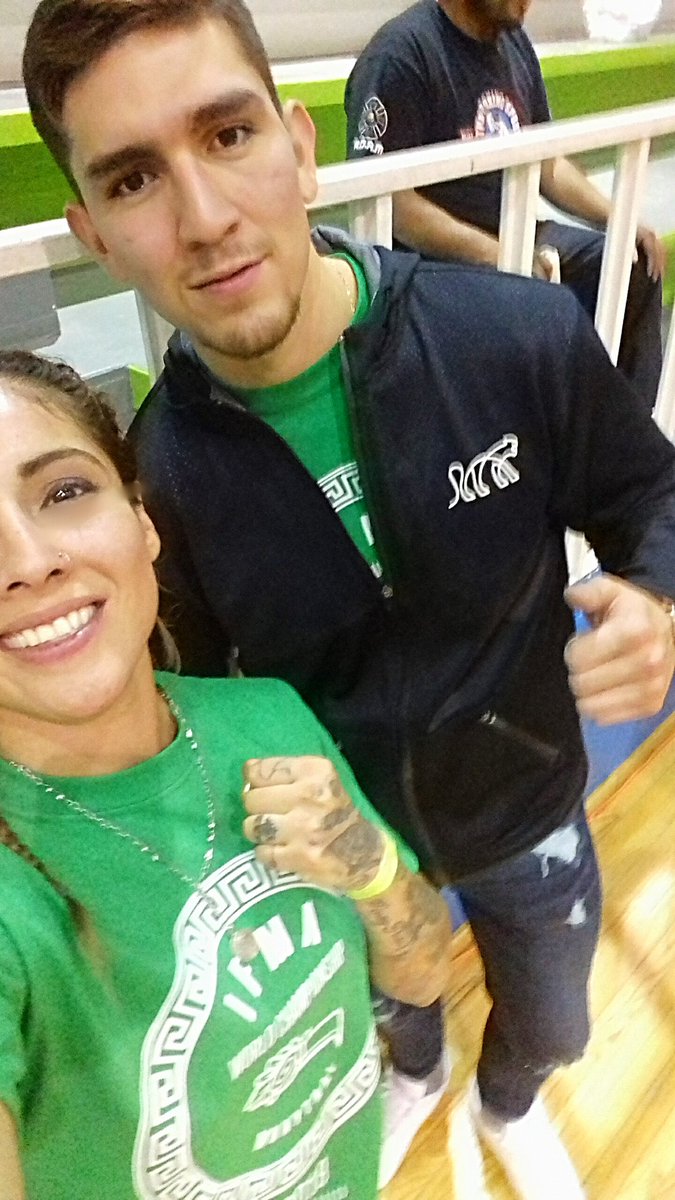 AnaGeoMFloW's tweet photo. #MuayThai #MuayThaiMexico #MuayThaiVeracruz #Veracruz #MuayThaiGirls #AnaGeo #AnaGeoMendoza #AnaGeoMuayThai #AnaMendoza #AnaGeorginaMendozaFlores
#FEMEM https://t.co/UoUxqNnsf5