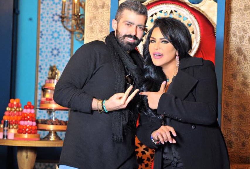 Ahlam_Update's tweet photo. مخرج برنامج Carpool Kraoke بنسخته العربية #جو_بوعيد يلمح بحلول #أحلام ضيفه على البرنامج !
—
#CarpoolKraoke #CarpoolKraokeAR
@AhlamAlShamsi @CarpoolKraokeAr @BouEidJoe https://t.co/1yhLbt2IjV