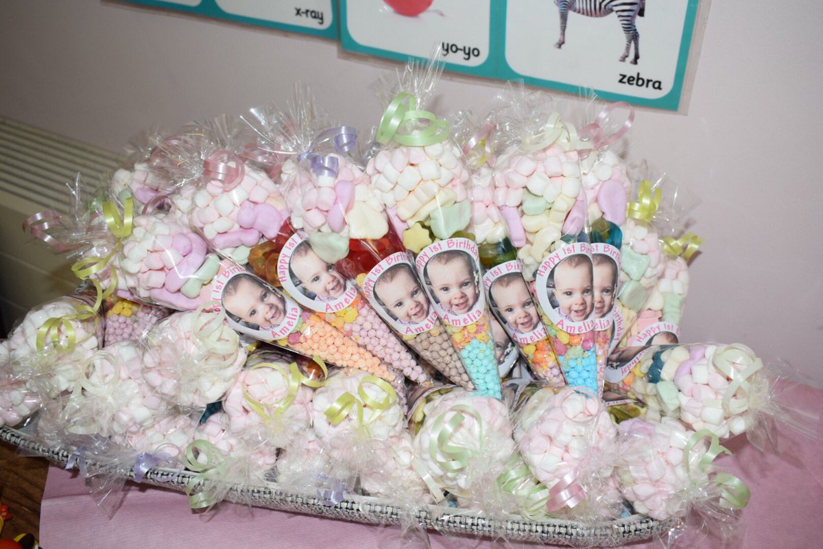 Dottys_Sweets's tweet photo. Pictures from one of our customers 50 sweet cones unicorn themed party so we done pastel colour sweets with pastel colour ribbons. We home this special little lady enjoyed her 1st birthday party. #dottyssweets #sweetcones #party #1stbirthday #celebration #sweets #unicontheam https://t.co/C0yhHMNS3e