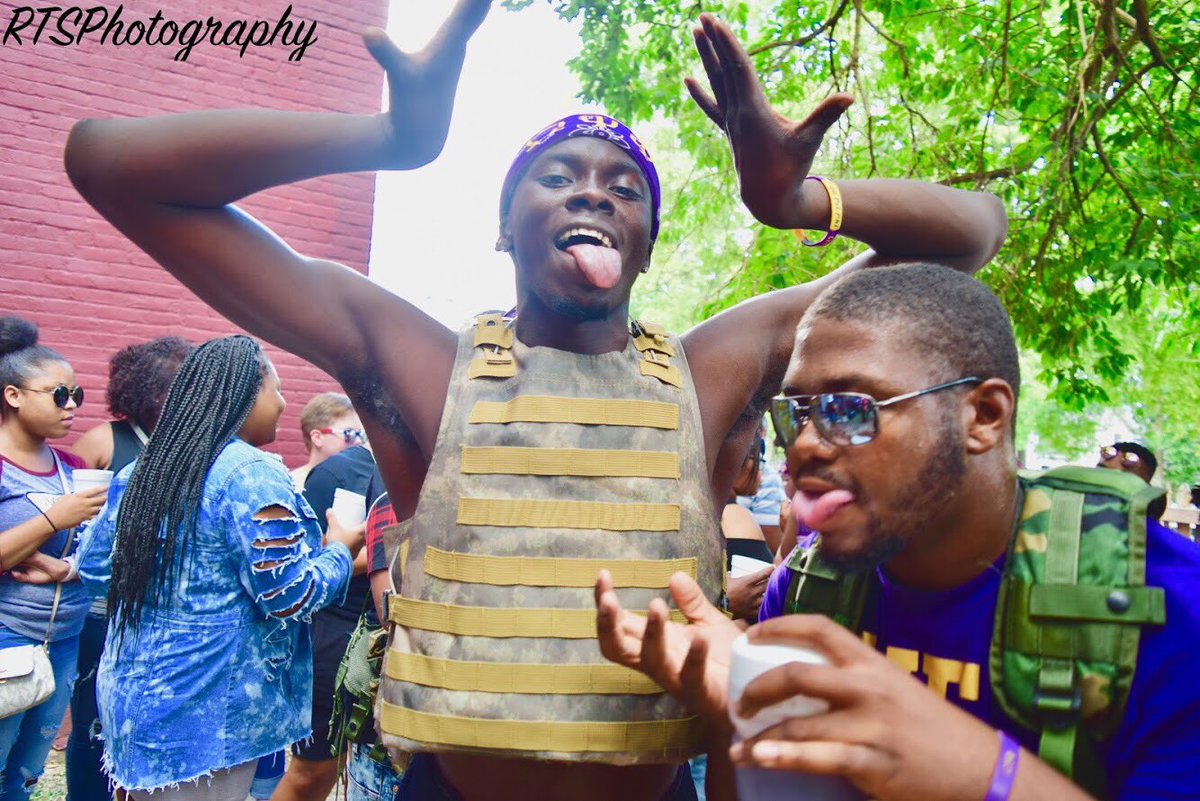 xladime's tweet photo. I heard you said yall was lookin for the bruhz 👀🤔
#SingleOmegaTwitter
#SingleQuetwitter https://t.co/oNMoIGE7ep