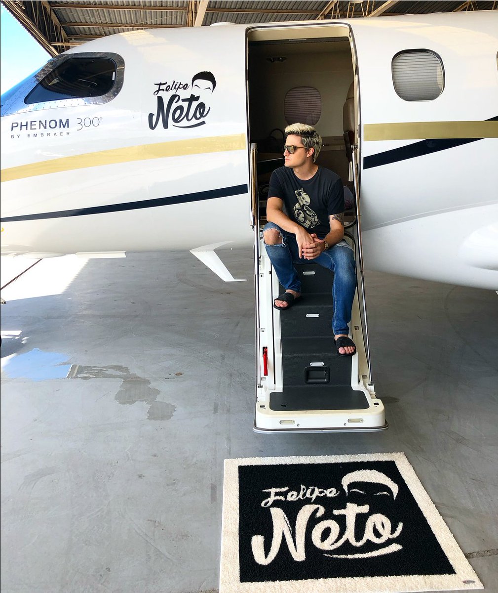 UM RT = UM VOTO
#PremiosMTVMiaw #MTVBRICONEFELIPENETO