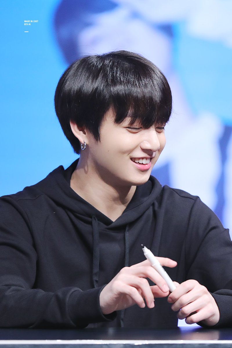 madein1997_jk's tweet photo. mashmellow.jpg
#정국 #PremiosMTVMiaw #MTVBRKPOPBTS #THOSFansBTS3A @BTS_twt https://t.co/Y836TBVMy8