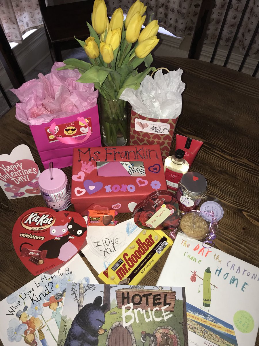 blstegall18's tweet photo. Hopen your Valentine’s Day was filled with lots of love, chocolate, &amp; crazy kiddos ❣️💌💝💗🌹💕🍫 https://t.co/8lzuLvRSc2
